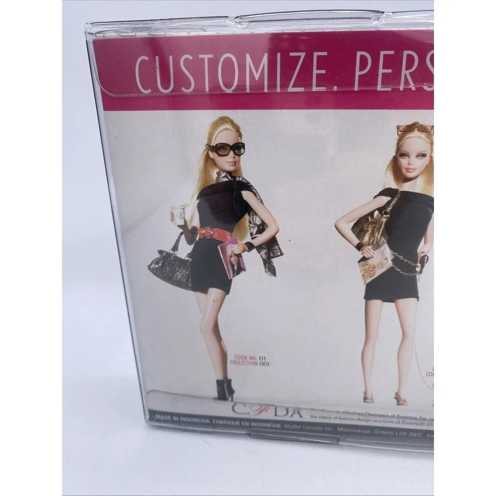 Barbie Basics Look 01-001 Black Label  Accessory Pack 2009 NRFB and MINT